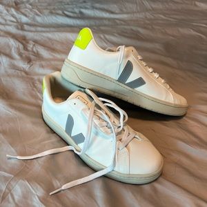 Veja Urca - Neon Yellow/ Grey